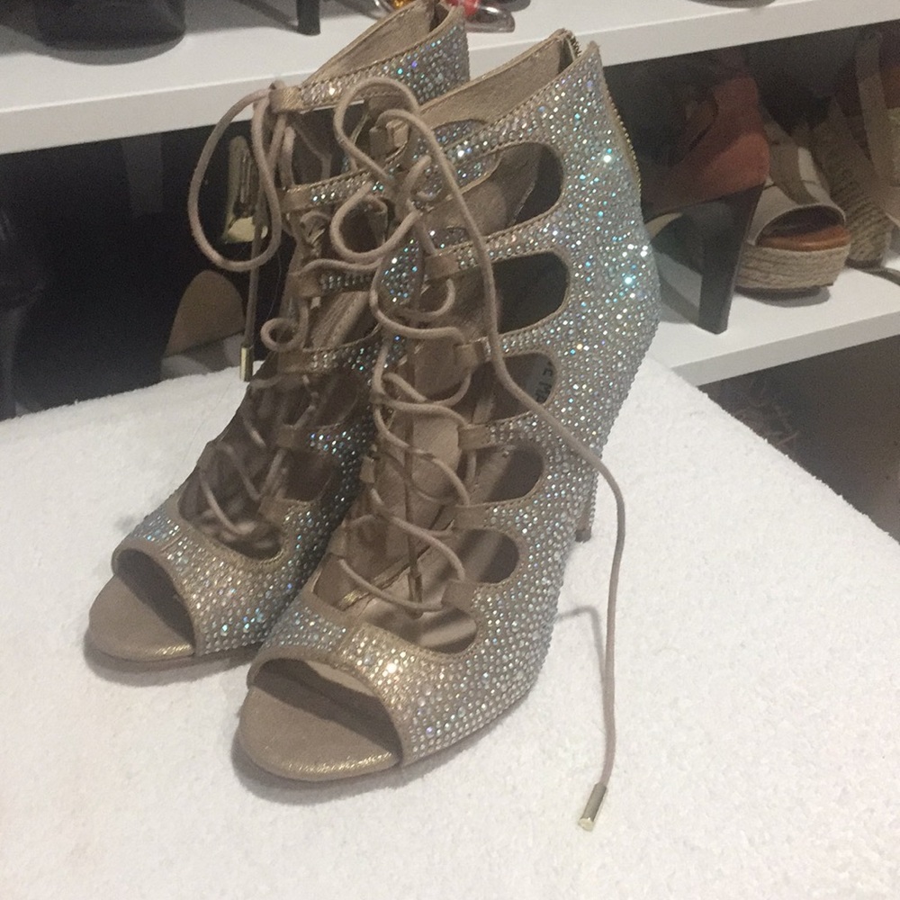 Never worn - Picture 2 of 6